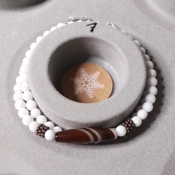 Dainty Slim-Line Wrap Bracelet for 7" Wrist - Brown Banded Agate + Ceramic Beads - Picture 4 of 7